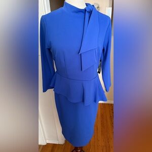 NWT. NY & Co. Medium. BLUE.